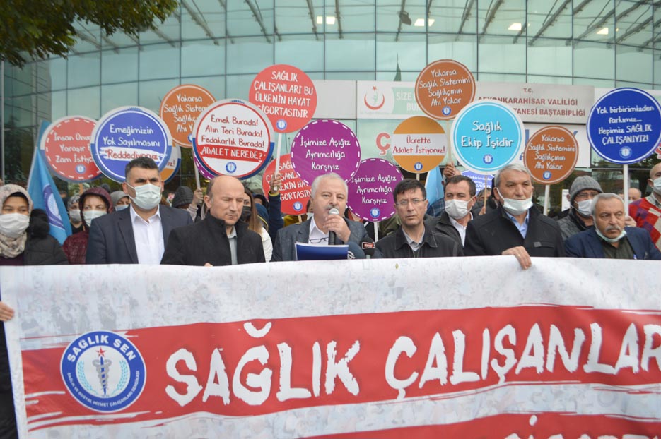 'Fedakarlık, mücadele ve gayretler görmezden gelinemez'