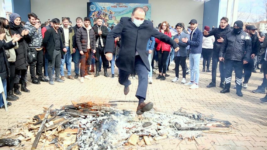 Nevruz Bayramı AKÜ’de Coşkuyla Kutlandı