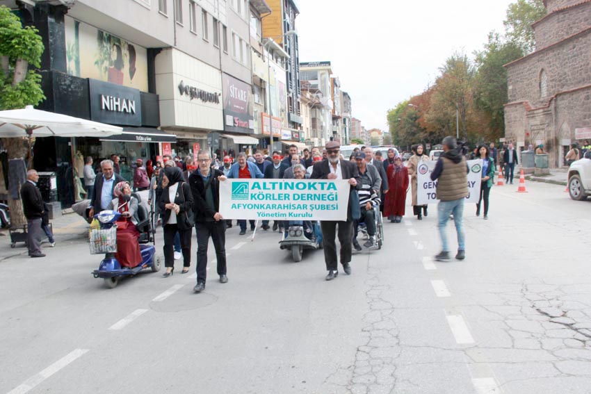 Farkındalık yürüyüşü