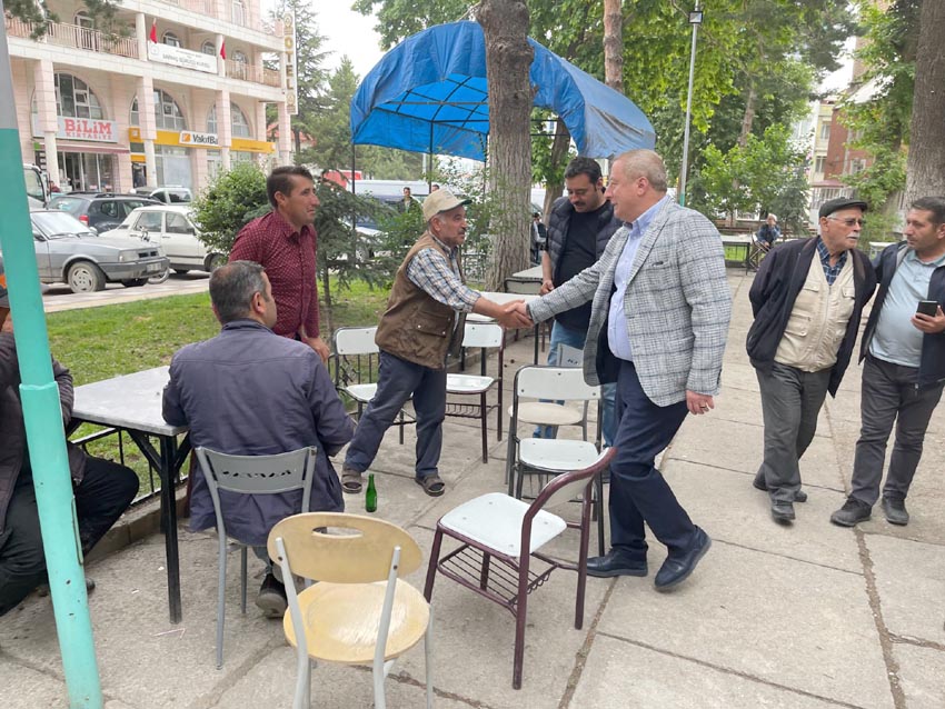 Olgun, sıkılmadık el bırakmıyor