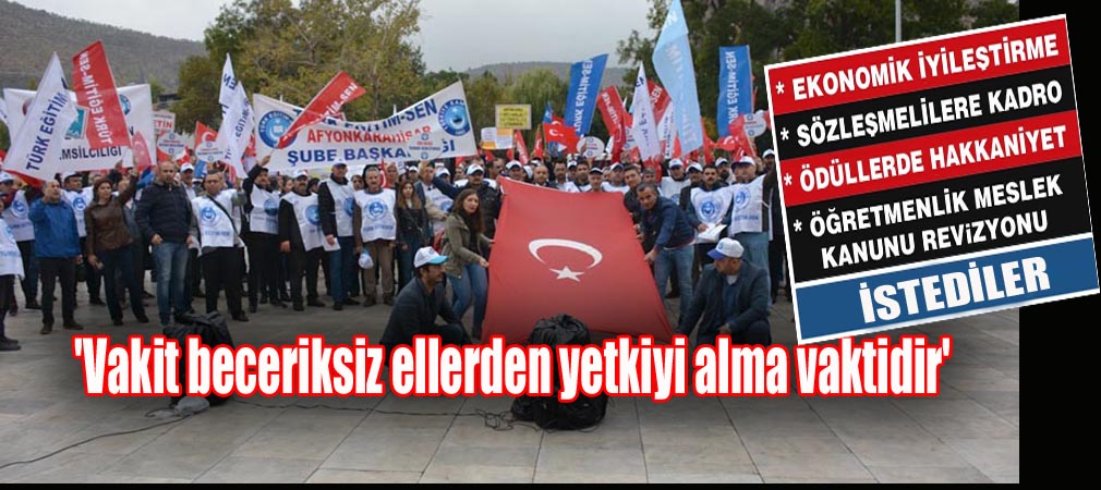 Türk Eğitim Sen'den miting