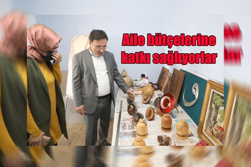 Kadınlar, ürettikleri hediyelikleri kazanca dönüştürüyor