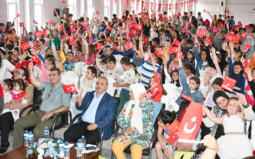 İscehisar'da Çocuk Oyunları Festivali