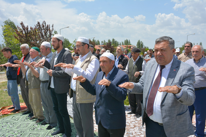 Kılıçarslan’da yağmur duası yapıldı