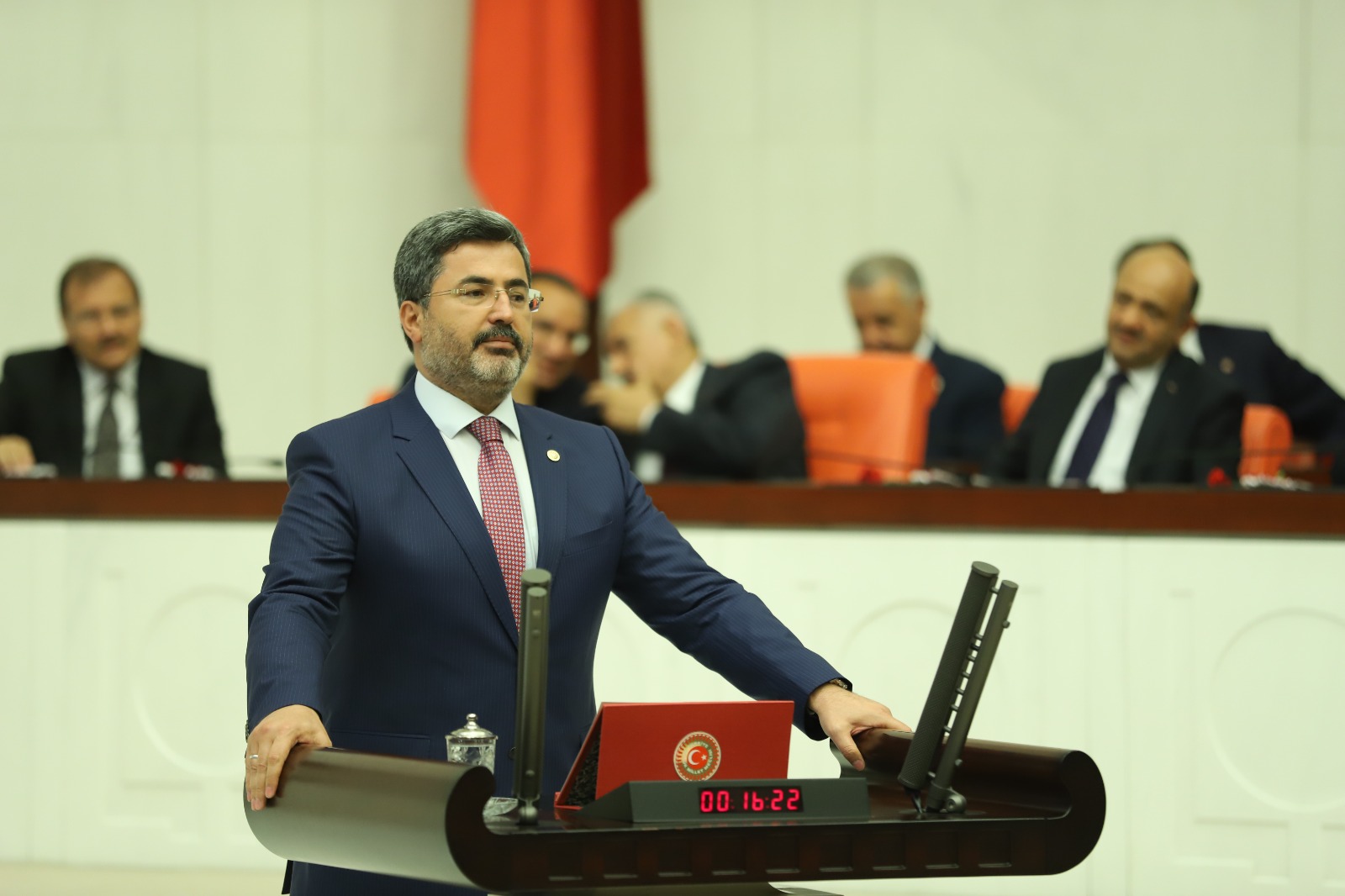 “AK Parti Milletin Emrinde 19 Yıldır Destan Yazıyor”