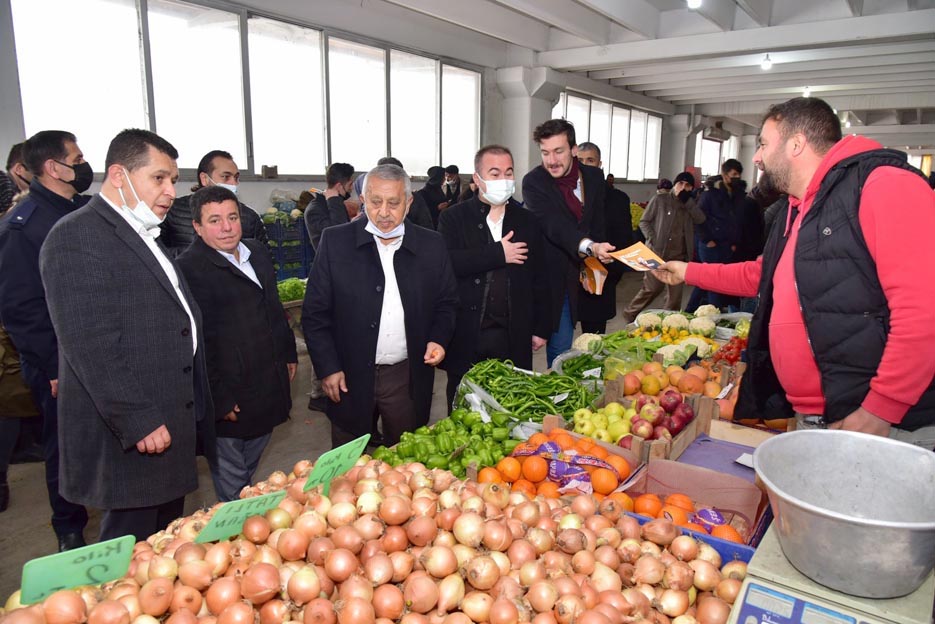 Ak parti heyetinden  pazar esnafına ziyaret